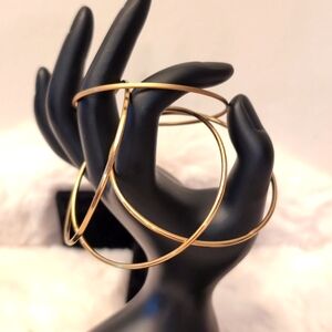 💵2/$10Bundle and Save💵 Four Gold Toned Bangles "Jingles"